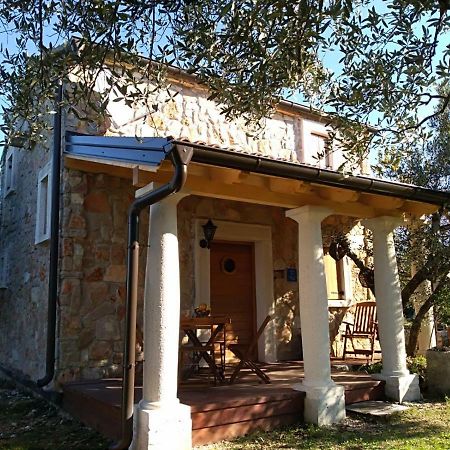 Villa Flaveico Pasman Luaran gambar